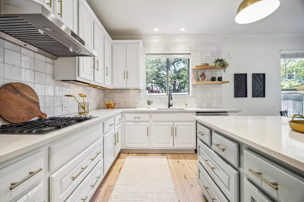 Austin, TX 78745,1808 Crown DR