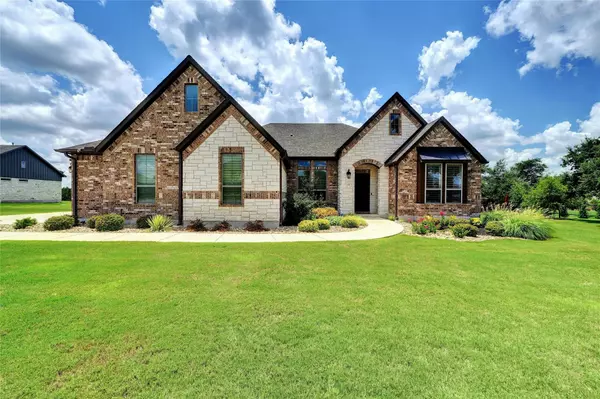 108 Crossfire CV,  Liberty Hill,  TX 78642