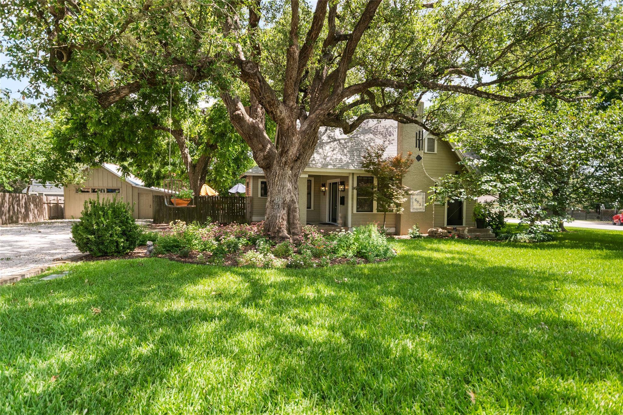 Round Rock, TX 78664,603 E Liberty Ave
