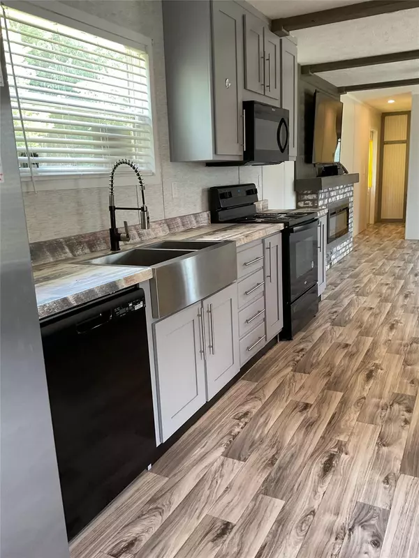 Jefferson, TX 75657,310 Randall Ave