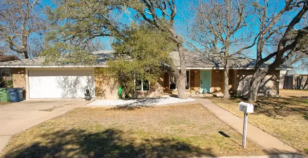 308 Evergreen ST, Burnet, TX 78611