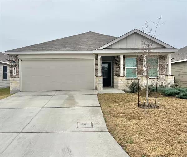 2725 Coral VLY, Seguin, TX 78155