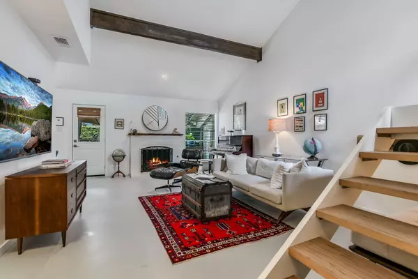 1035 Verbena DR,  Austin,  TX 78750