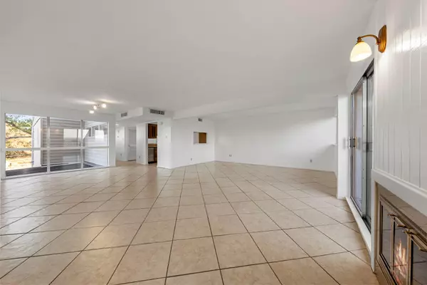 Horseshoe Bay, TX 78657,300 Out Yonder #178