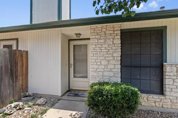Georgetown, TX 78628,621 Luther DR