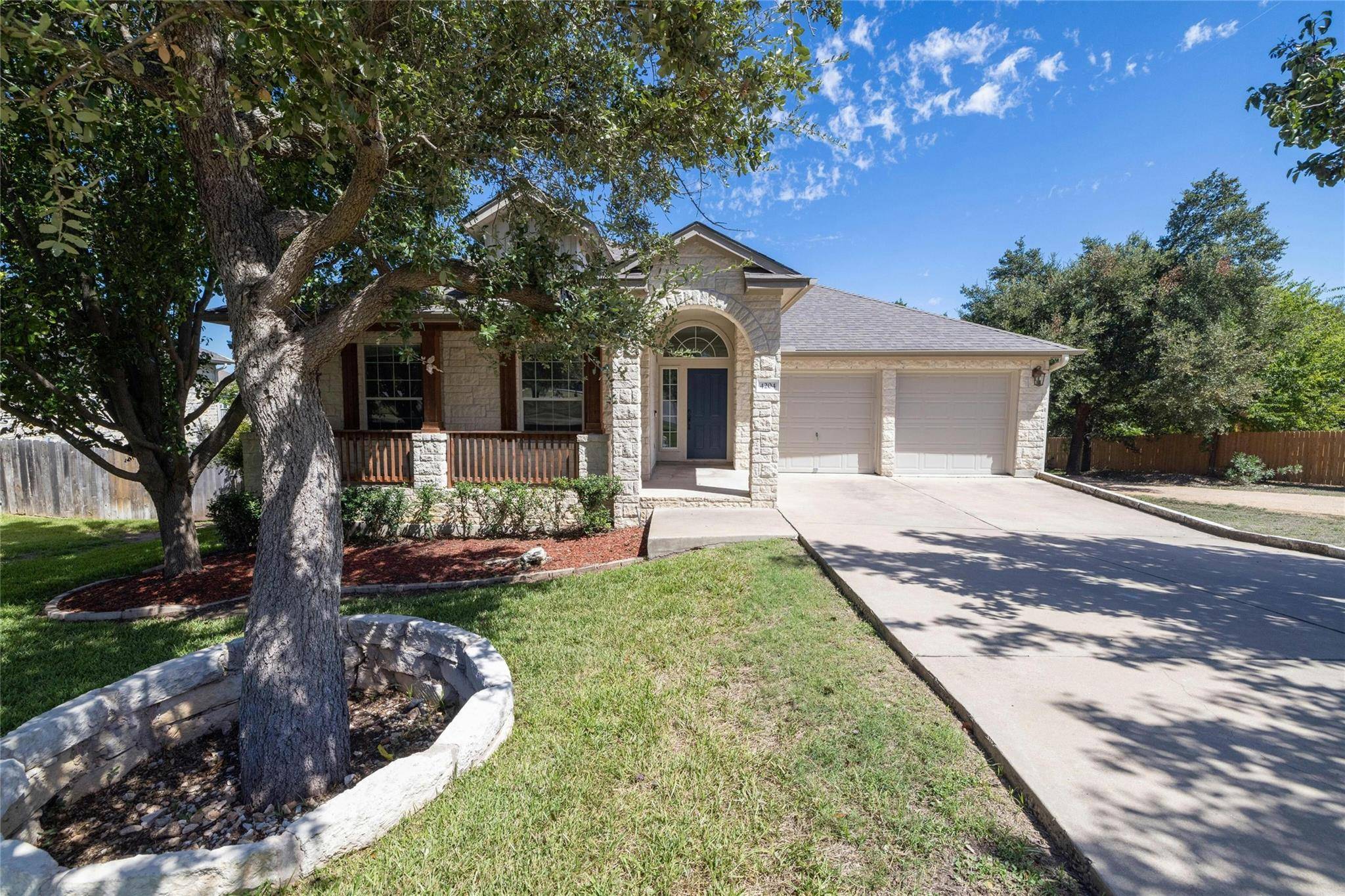 4204 Pasada LN, Round Rock, TX 78681