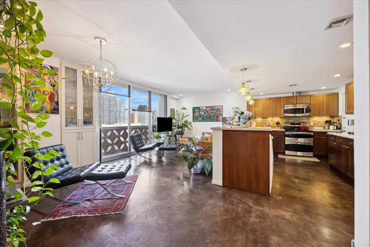 Austin, TX 78701,1801 Lavaca ST #11A