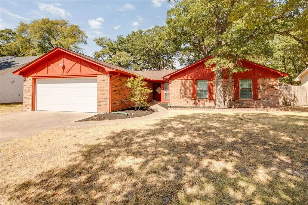 Bryan, TX 77801,3105 Forestwood DR