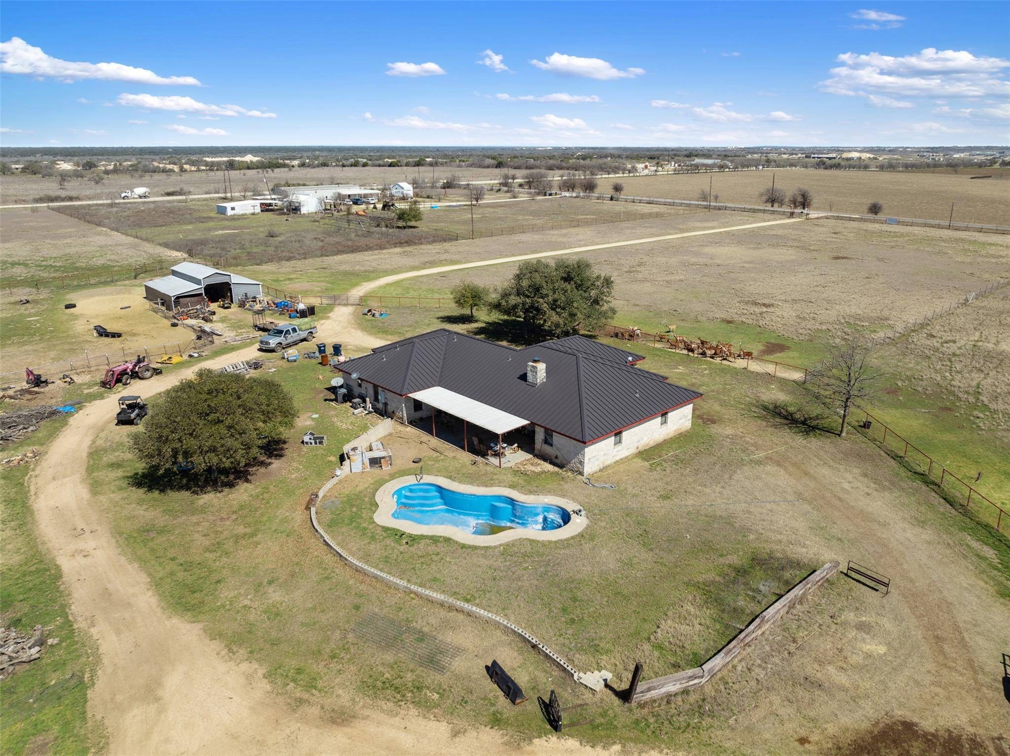 Jarrell, TX 76537,6461 County Road 239