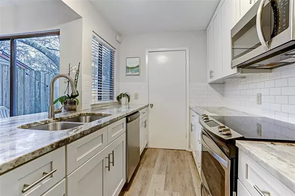 3815 Menchaca RD #35, Austin, TX 78704