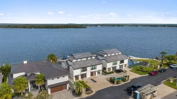 528 Lighthouse Dr. #8 DR, Horseshoe Bay, TX 78657