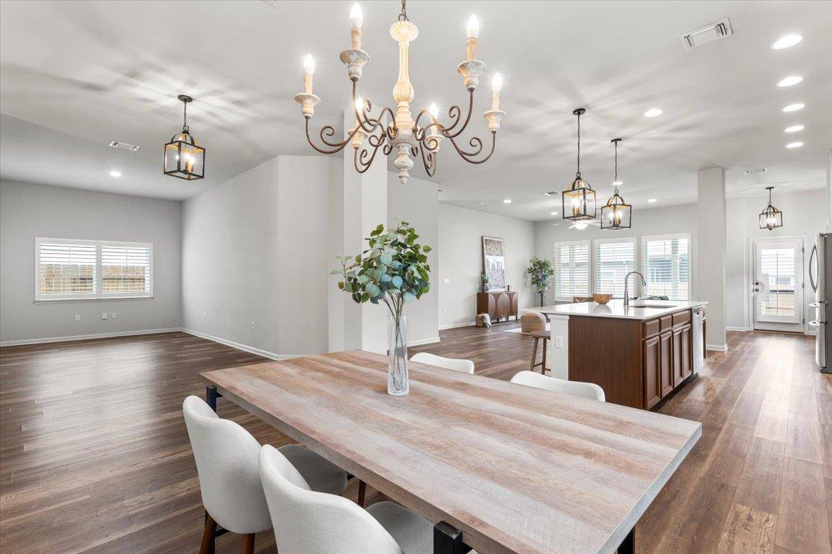 Austin, TX 78744,7909 Catbird LN