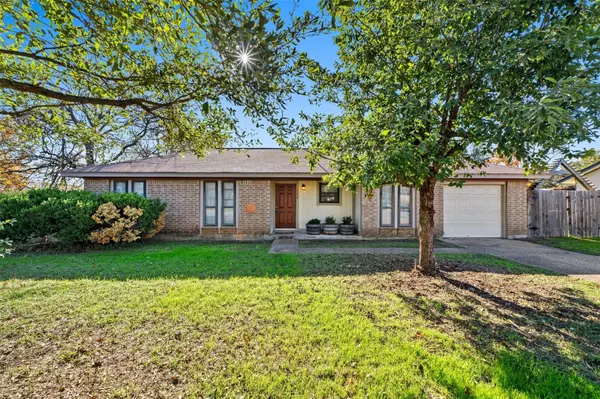 104 Thompson ST, Cedar Park, TX 78613