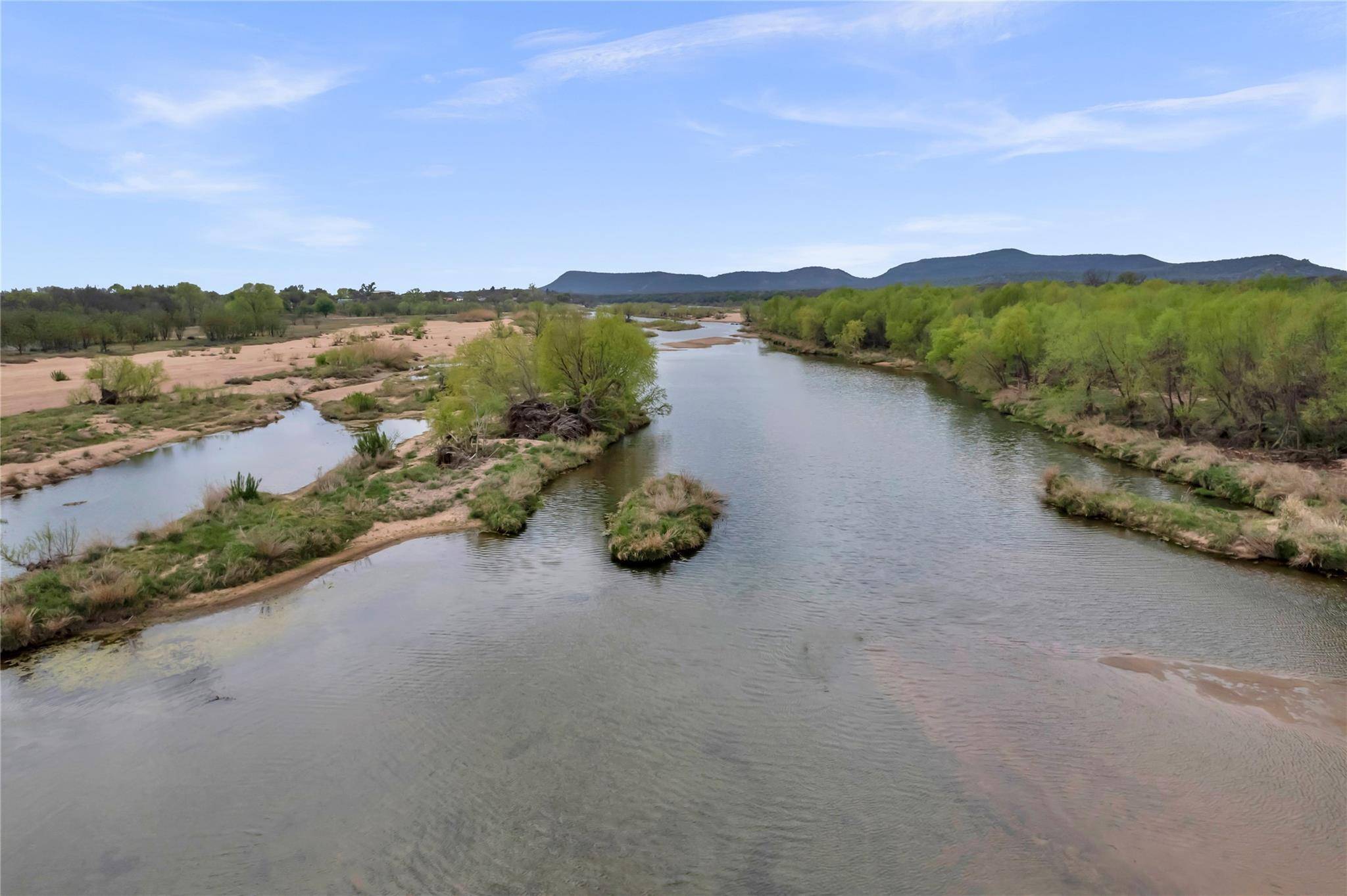 Kingsland, TX 78639,5898 River Oaks DR