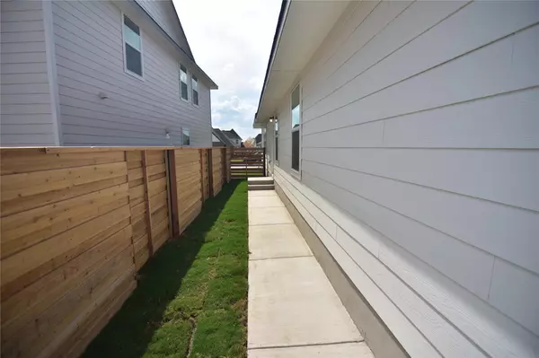 Kyle, TX 78640,373 Keefer LN