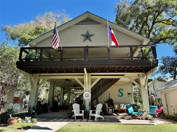 472 Turtle LN, Seguin, TX 78155