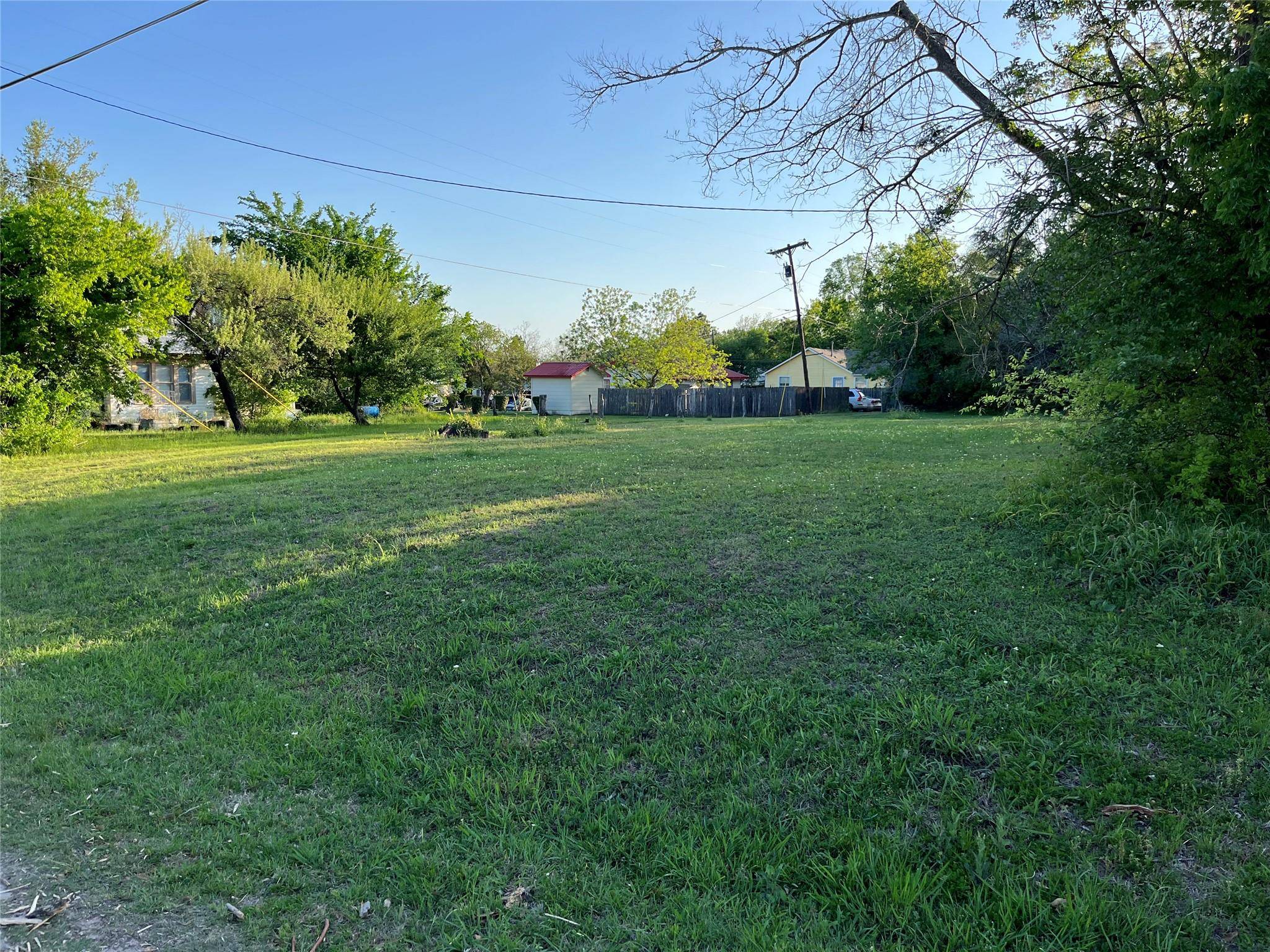 Elgin, TX 78621,106 S Avenue B Ave