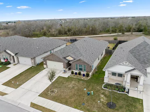 420 Windy Reed RD, Hutto, TX 78634