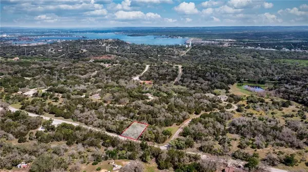 000 Mountain Dew RD, Horseshoe Bay, TX 78669