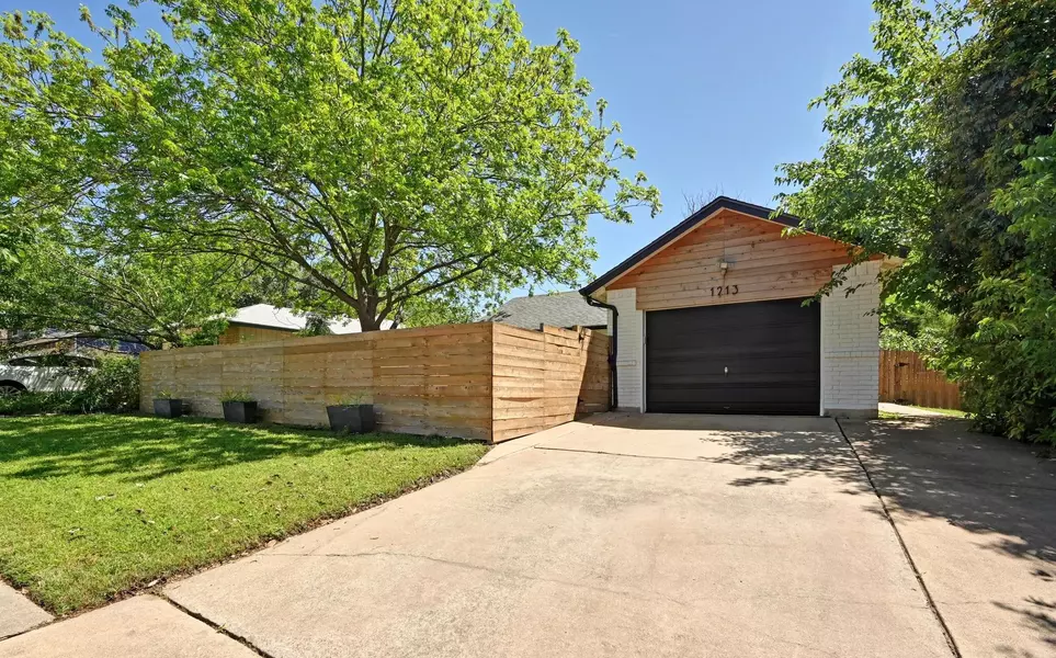 1213 South Trace DR, Austin, TX 78745
