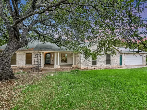 306 Ronay DR S, Spicewood, TX 78669