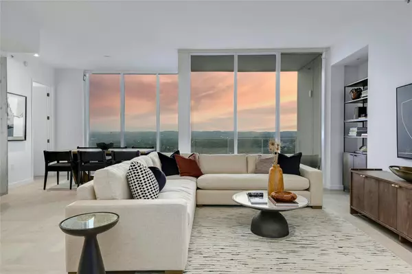 313 W 17th ST #2204, Austin, TX 78701