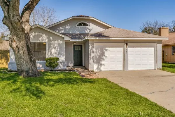 3904 Stonecroft DR,  Austin,  TX 78749