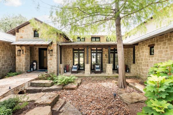 7723 Escala DR, Austin, TX 78735