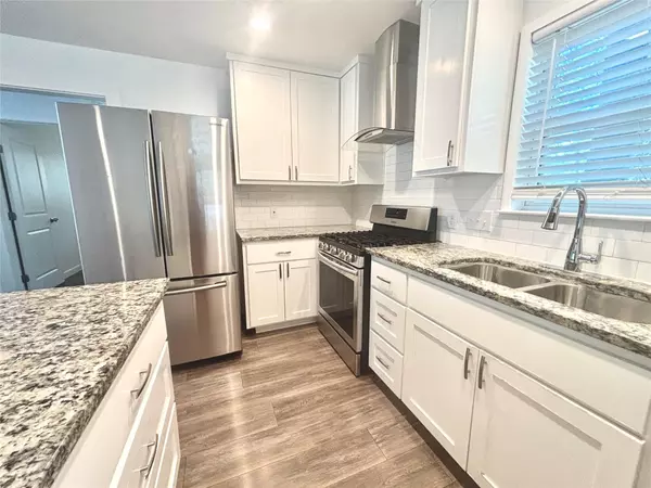 Austin, TX 78702,1603 E 12th ST