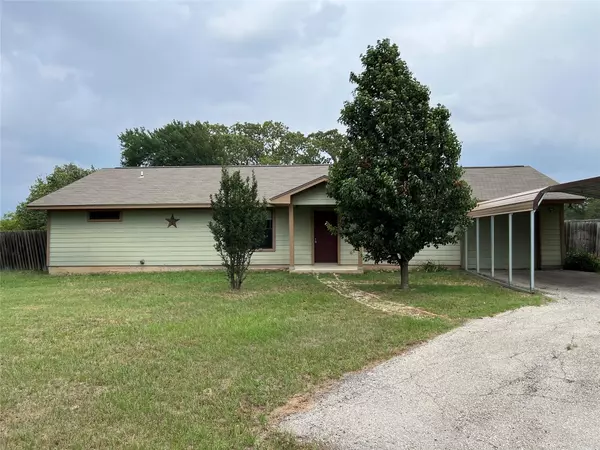 100 Acorn TRL, Cedar Creek, TX 78612