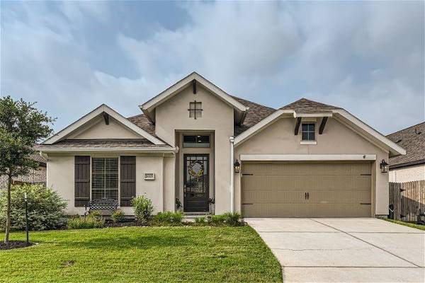 2025 Creekview,  Seguin,  TX 78155