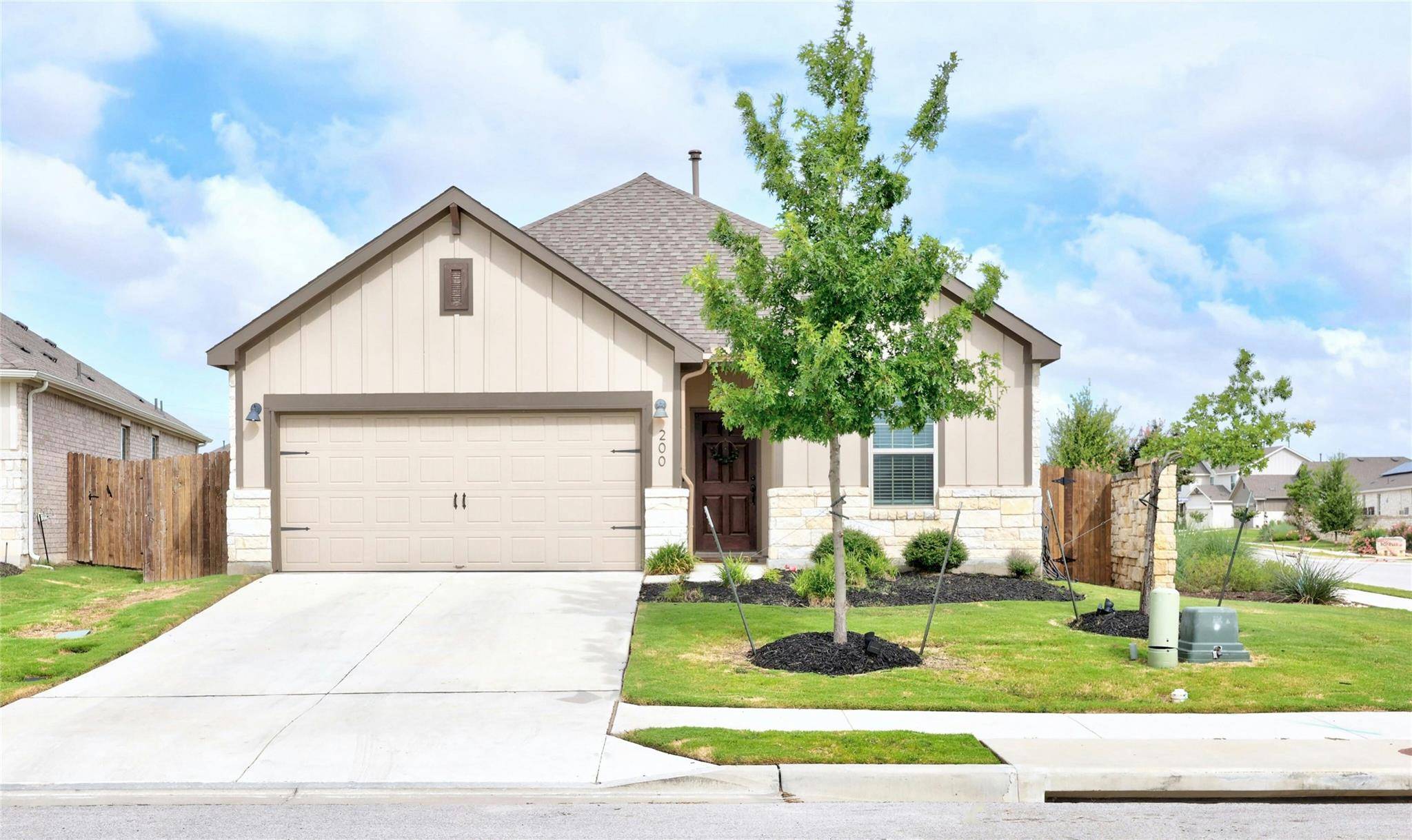 200 Isabella WAY, Liberty Hill, TX 78642