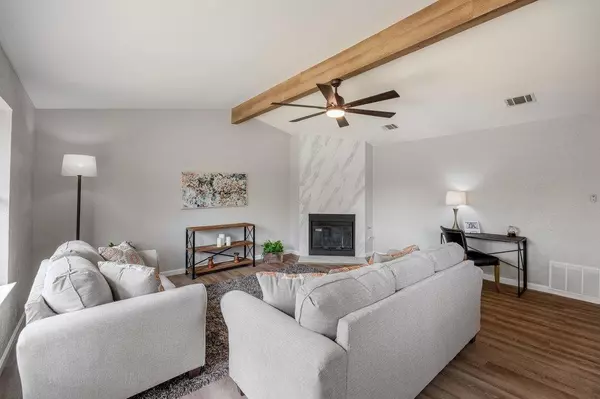 Austin, TX 78749,7804 Turquoise TRL