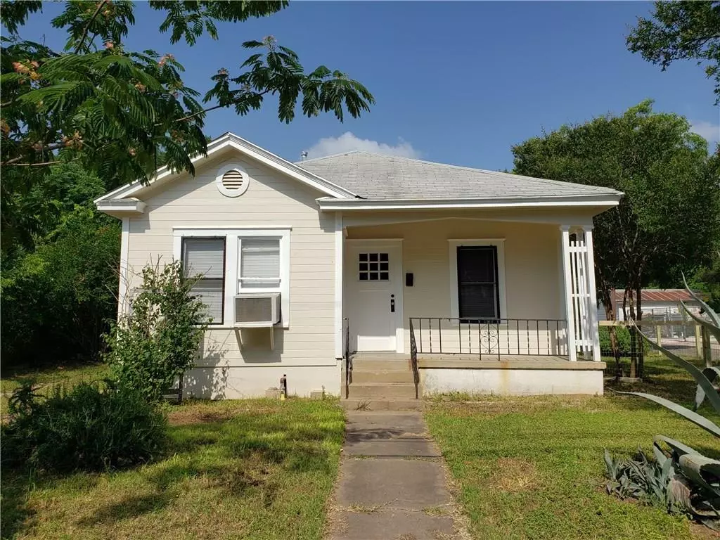 Austin, TX 78702,1405 Waller ST