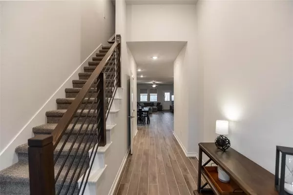 Buda, TX 78610,230 Small Seed DR