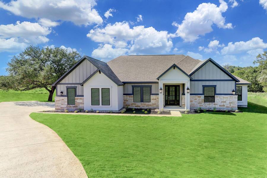 104 Treaty Oak CV, Spicewood, TX 78669