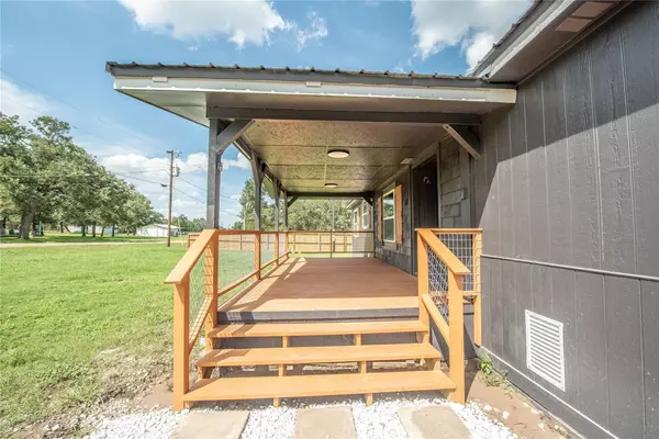 Somerville, TX 77879,215 Shady Oaks LN