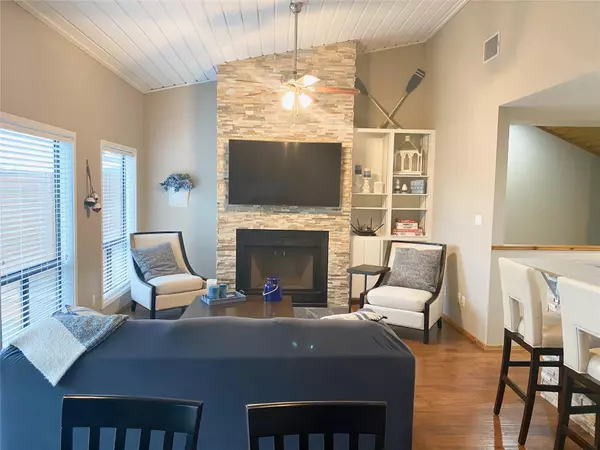 Spicewood, TX 78669,502 Harbor DR #2