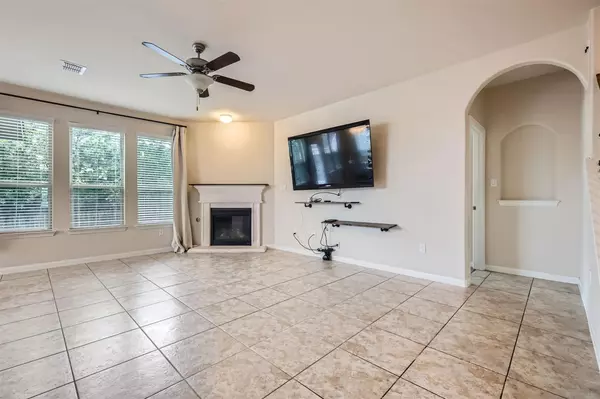 Buda, TX 78610,280 Adoquin TRL