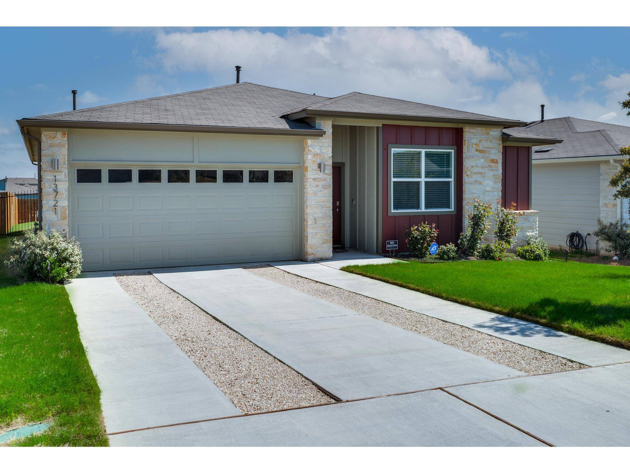 13721 Zuhause DR, Pflugerville, TX 78660