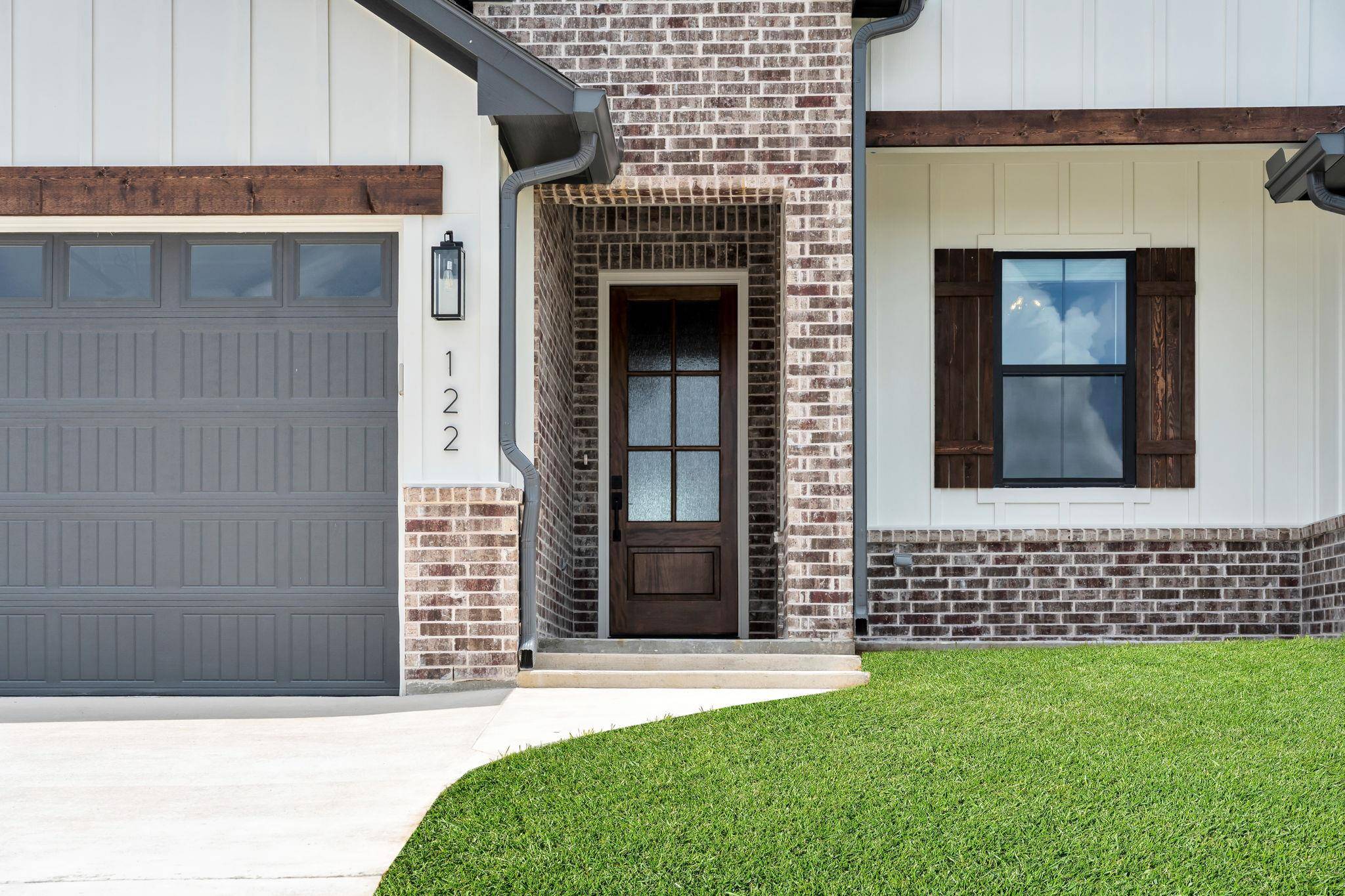 Giddings, TX 78942,122 Buffalo Ridge RD