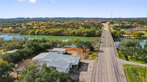 832 US HWY 281, Johnson City, TX 78636