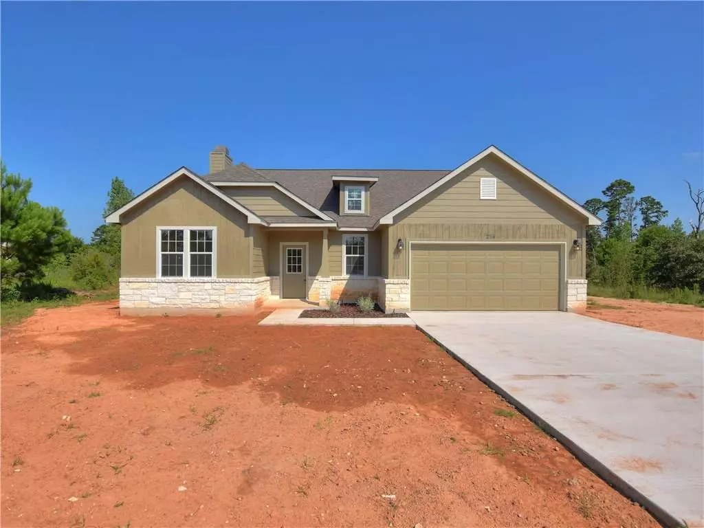 Paige, TX 78659,254 Cardinal LOOP