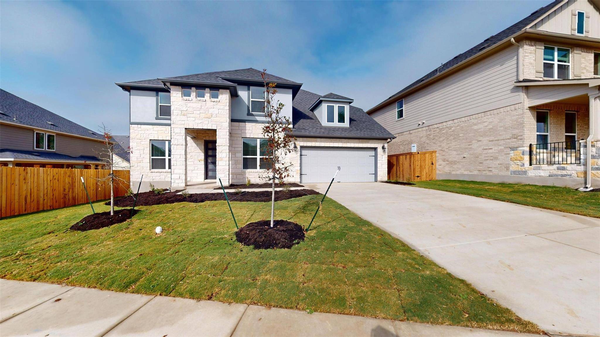 3905 Waxahachie RD,  Leander,  TX 78641