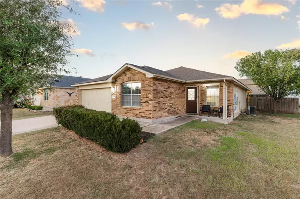 214 Almquist ST,  Hutto,  TX 78634