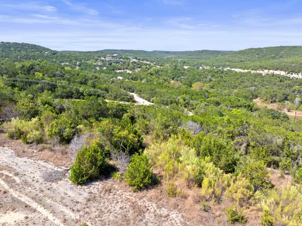 19201 W Reed Parks RD, Jonestown, TX 78645
