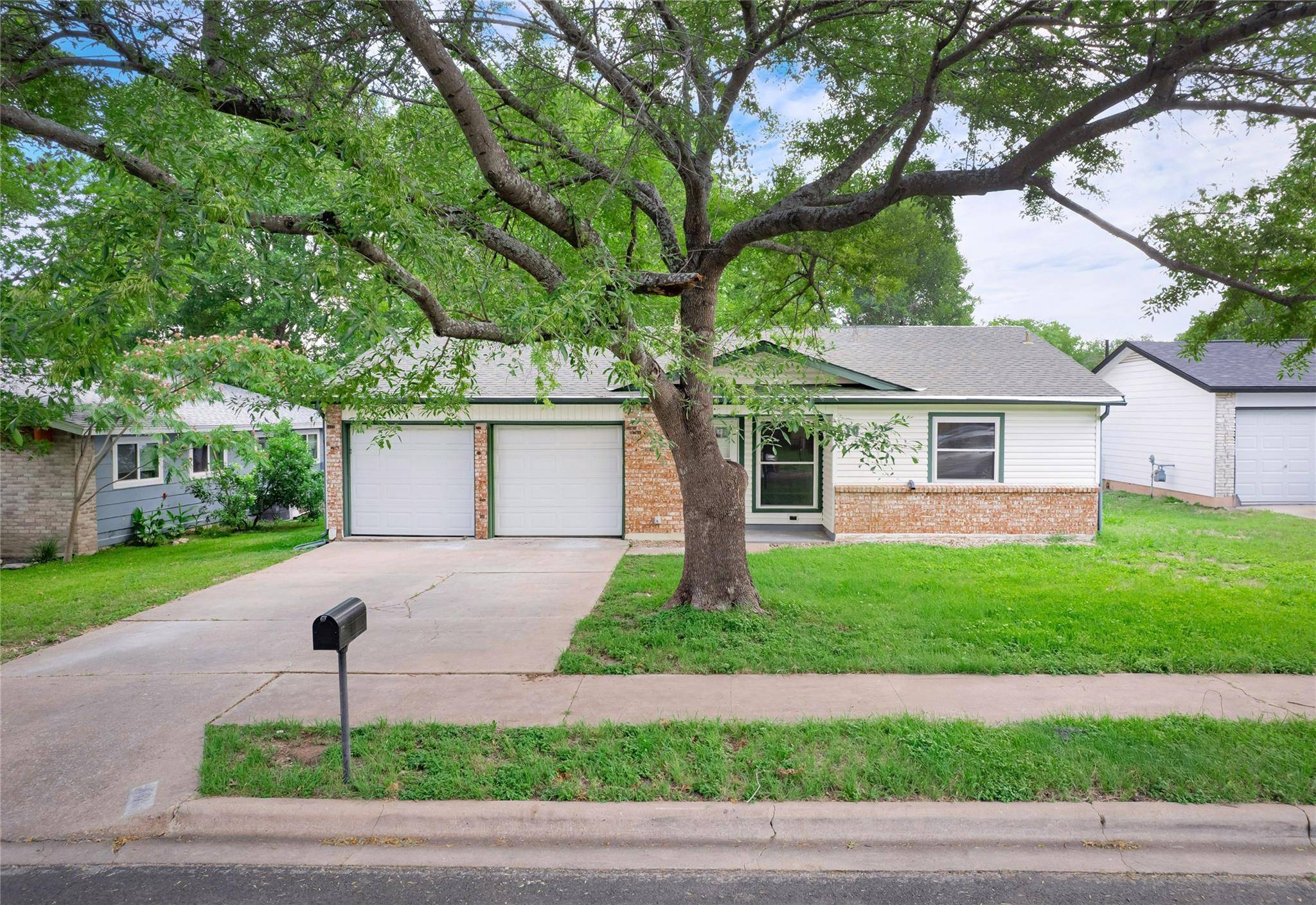 410 Blueberry HL, Austin, TX 78745