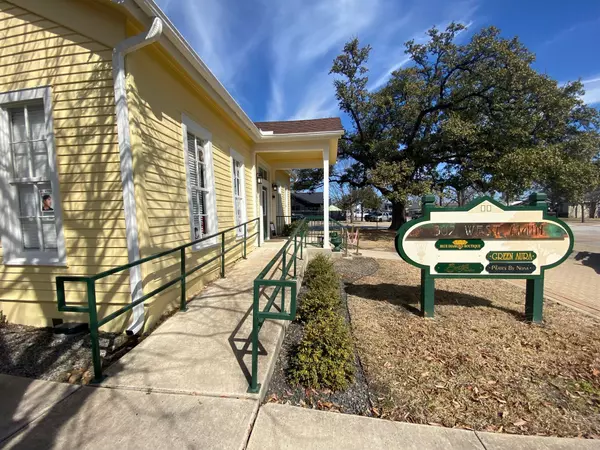 Round Rock, TX 78664,302 W Main ST #101