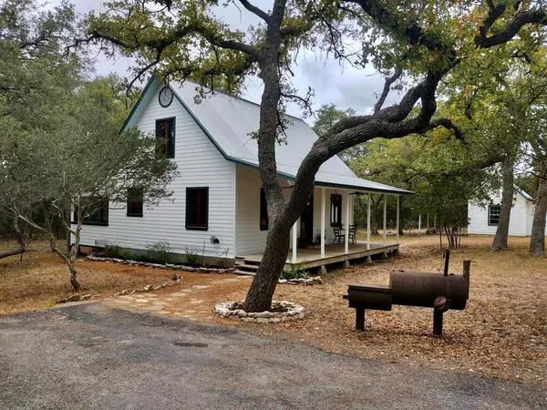 Wimberley, TX 78676,700 S Rainbow Ranch RD