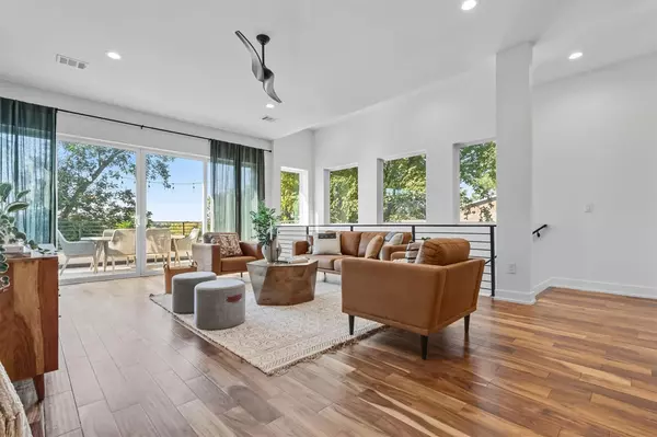 Austin, TX 78702,2712 Oak Springs DR #A